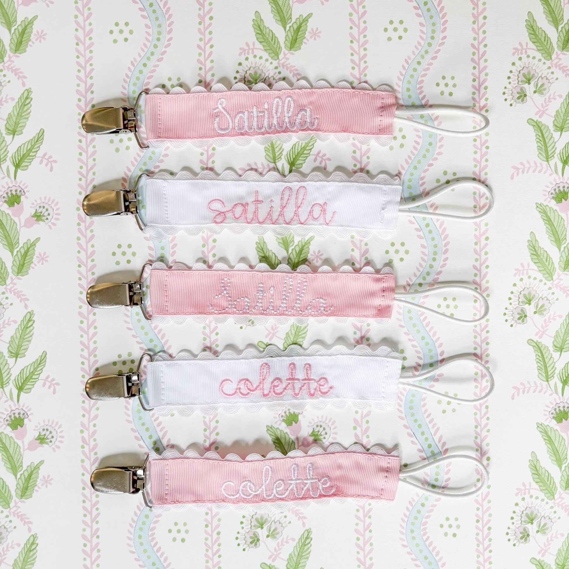 Custom Embroidered Pink Pacifier Clip, Personalized Name Baby Girl Baby Shower Gift